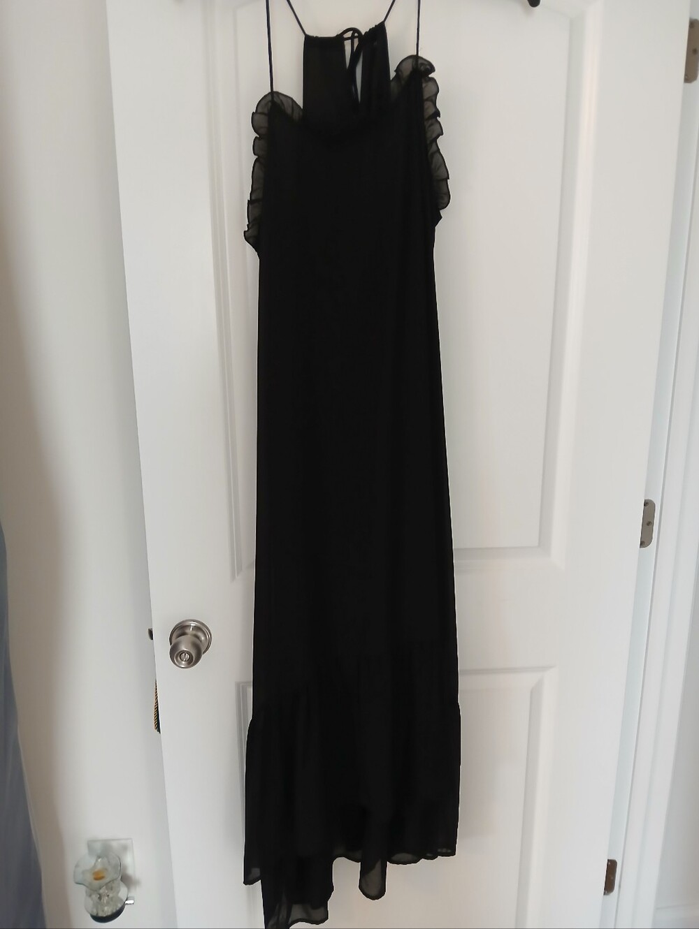 Elegant Black Ruffle Strap Maxi Dress